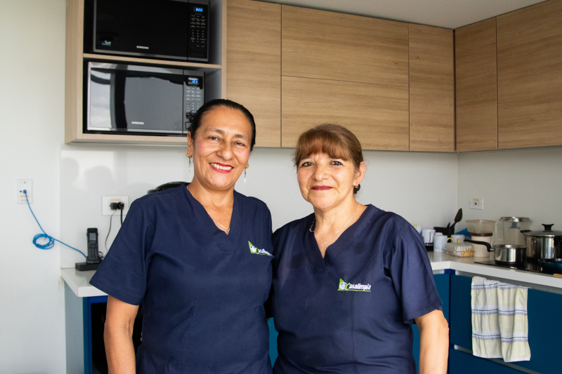 equipo de servicios generales Notaría 17 Bogotá